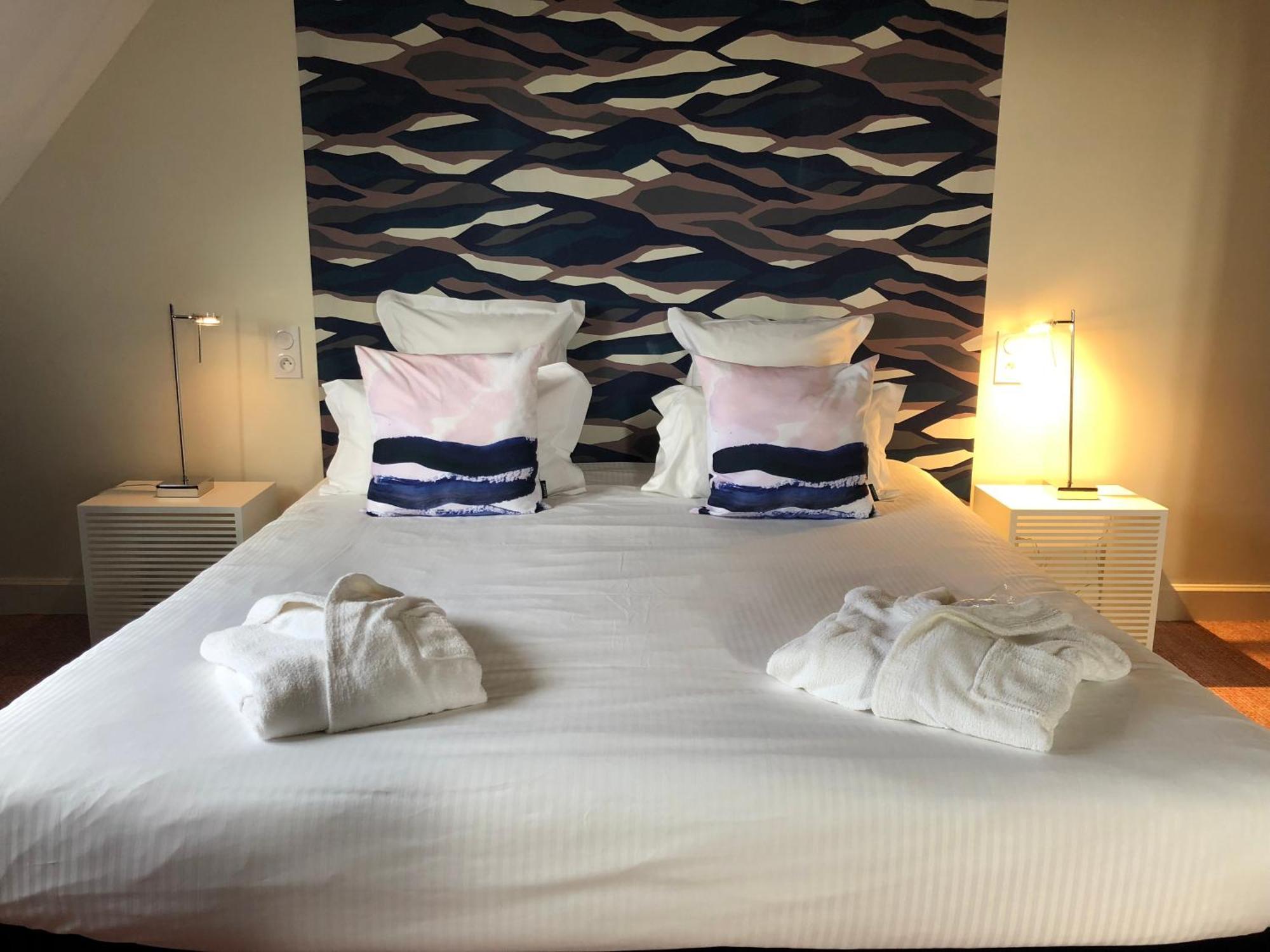 Castel De Tres Girard - Hotel & Restaurant - Teritoria Morey-Saint-Denis Εξωτερικό φωτογραφία